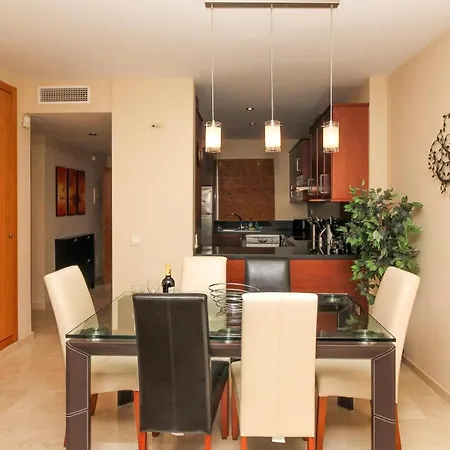 Malibu Mansions B5 By Rafleys Apartment *